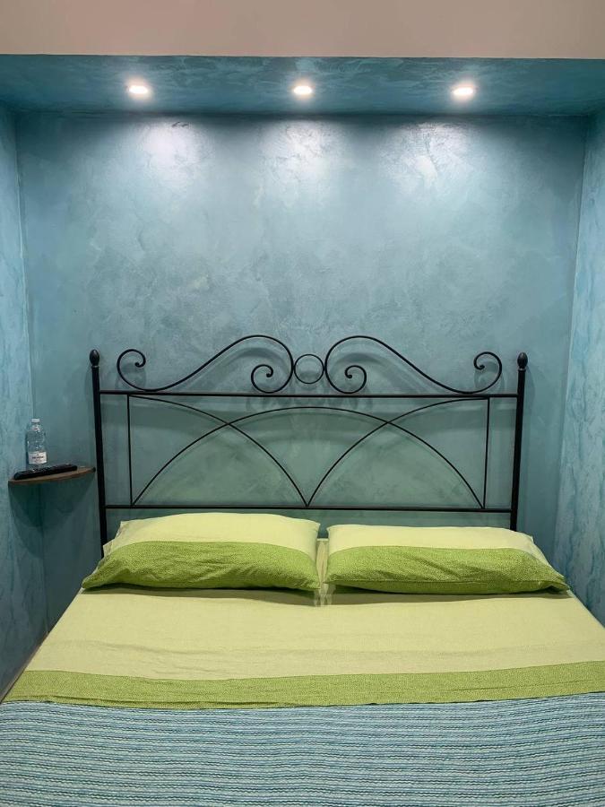 Blue Sea Bed & Breakfast Рочела Йоника Екстериор снимка