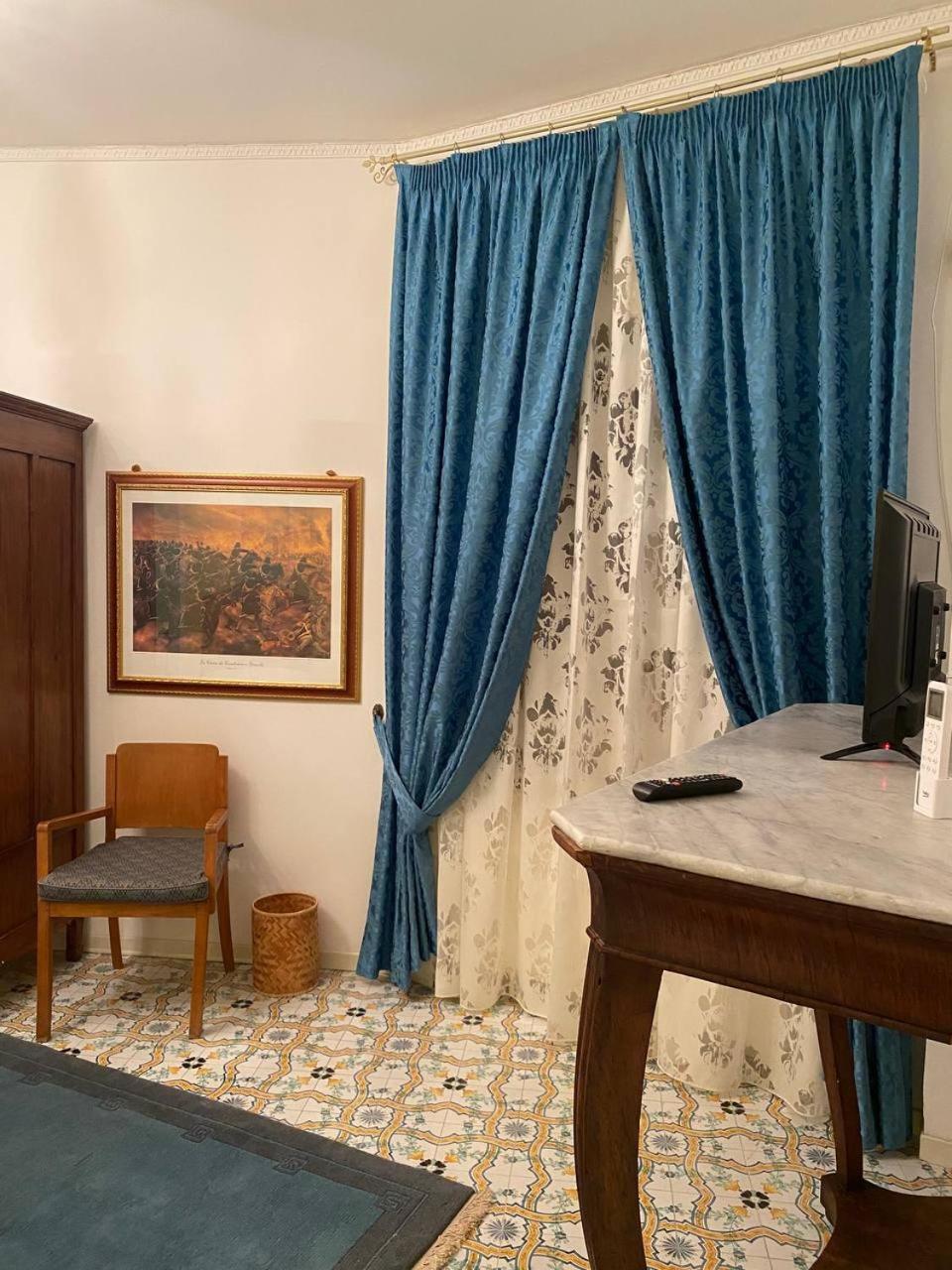 Blue Sea Bed & Breakfast Рочела Йоника Екстериор снимка
